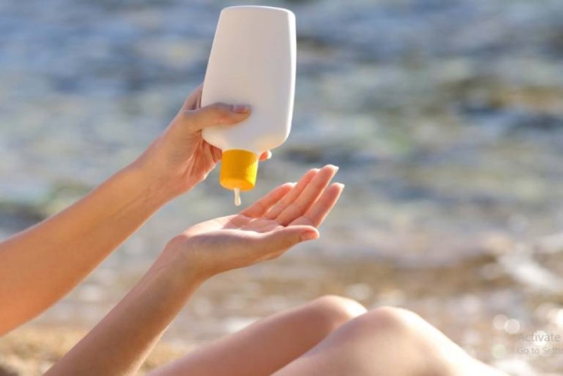 Thoa lượng kem chống nắng phù hợp